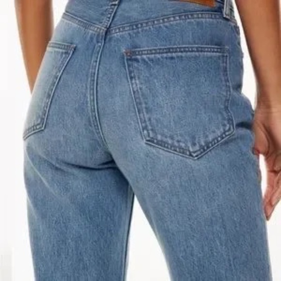 Aritzia Denim Forum The BF High Rise Loose Denim Blue Jeans - Picture 3 of 7